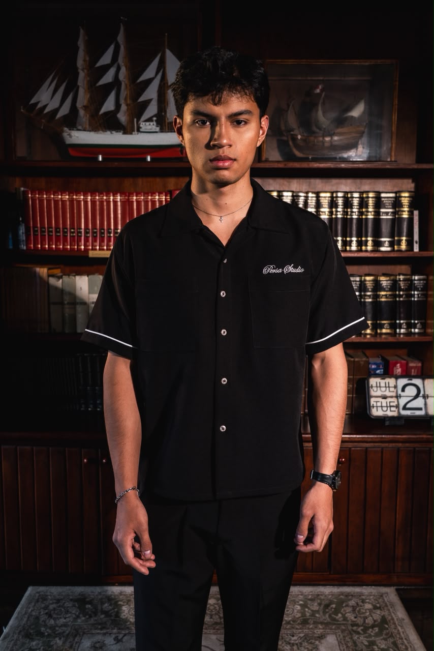 CLASSIC SHIRT PERSA NEGRO- RESILIENCIA (CLASSICS)