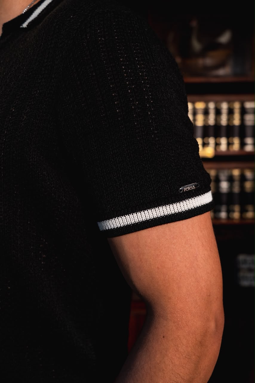 POLO PREMIUM NEGRO DE PUNTO - RESILIENCIA