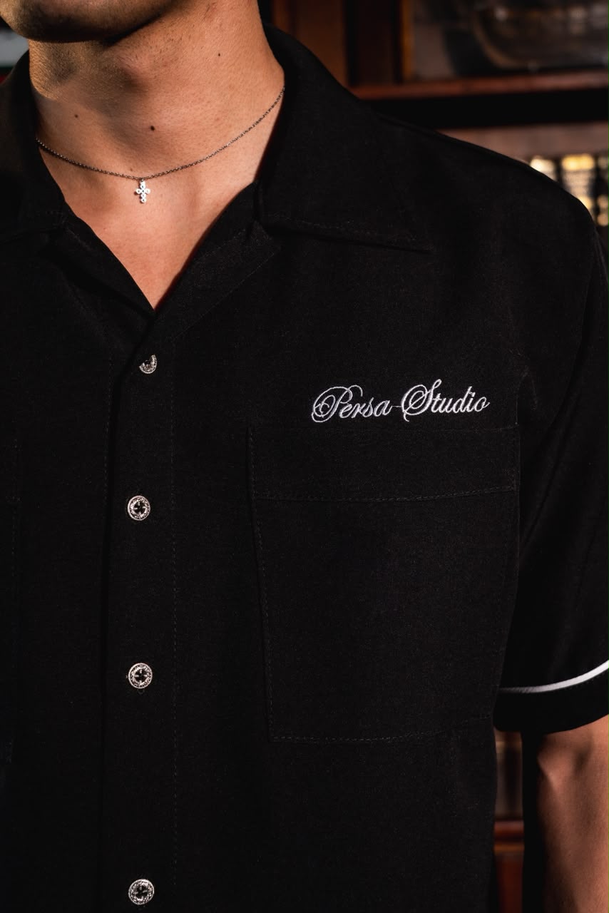 CLASSIC SHIRT PERSA NEGRO- RESILIENCIA (CLASSICS)