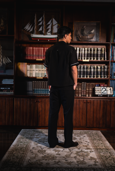 SET BLACK: SHIRT + TROUSERS - RESILIENCIA (LIMITED)