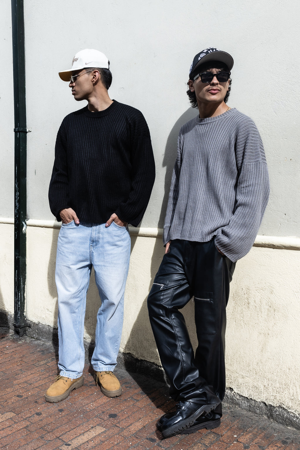 SWEATER BASIC BLACK – The Woven Culture