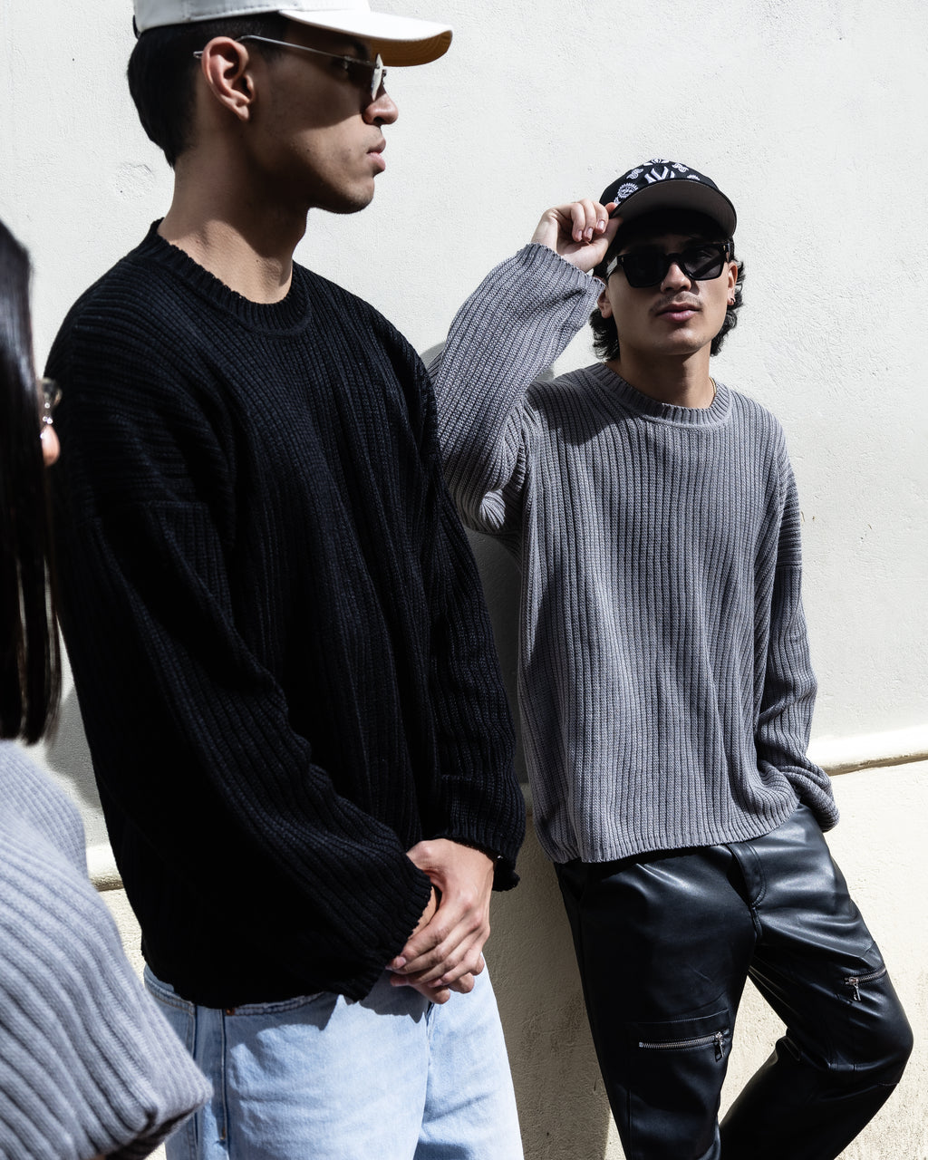 SWEATER BASIC BLACK – The Woven Culture