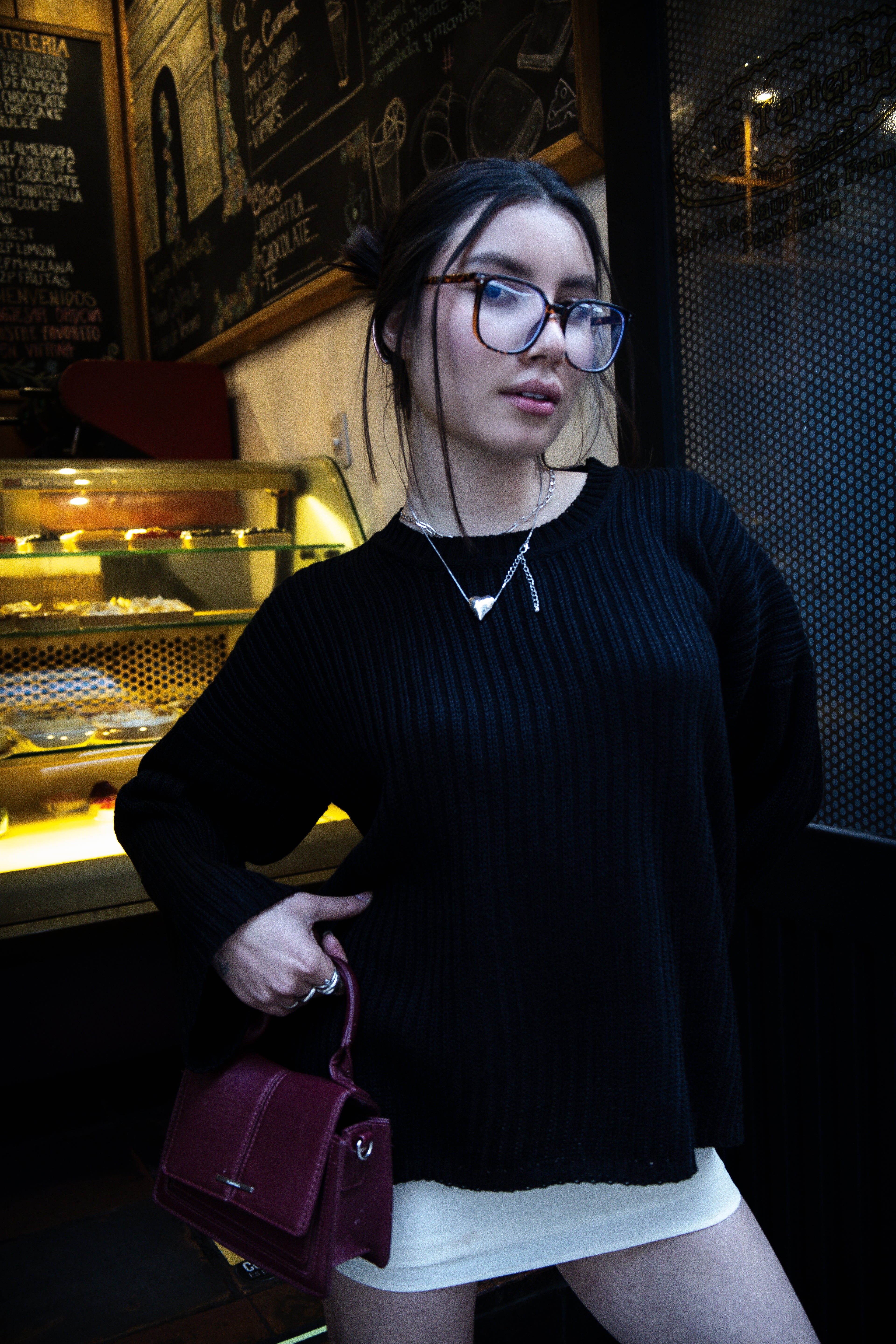 SWEATER BASIC BLACK – The Woven Culture